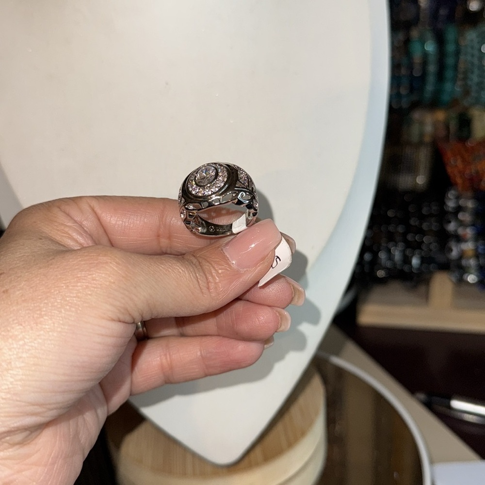 925 Silver Ring with Clear Stone - Picture 3 of 3